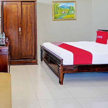 Oyo 91587 Griya Buah De5 Syariah Hotel Sidoarjo Kültér fotó