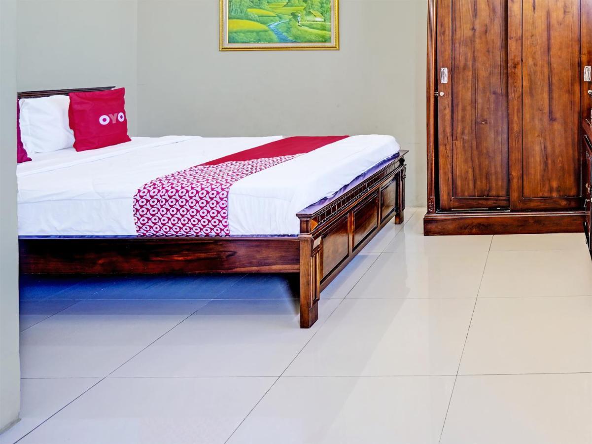 Oyo 91587 Griya Buah De5 Syariah Hotel Sidoarjo Kültér fotó